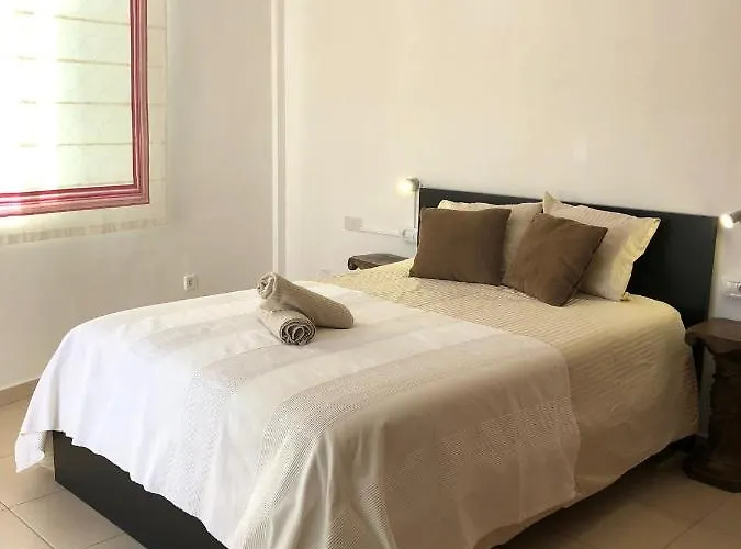 Duque Nest Vandrerhjem Costa Adeje (Tenerife)