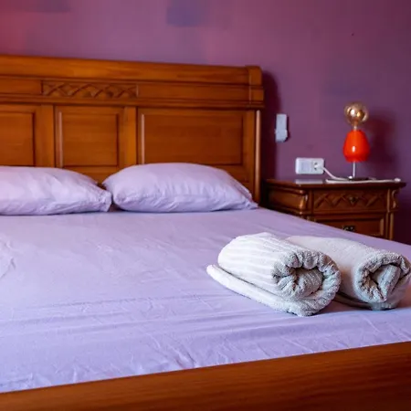 Duque Nest Albergue