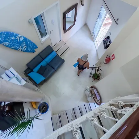 호스텔 Duque Nest 아데제