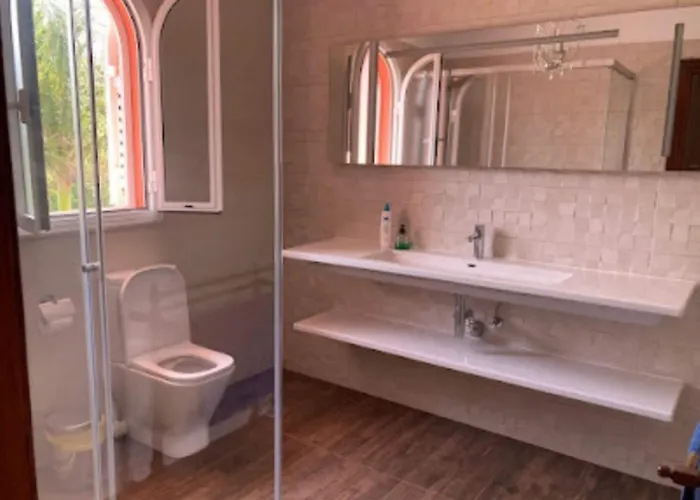 Albergue Duque Nest Costa Adeje (Tenerife)