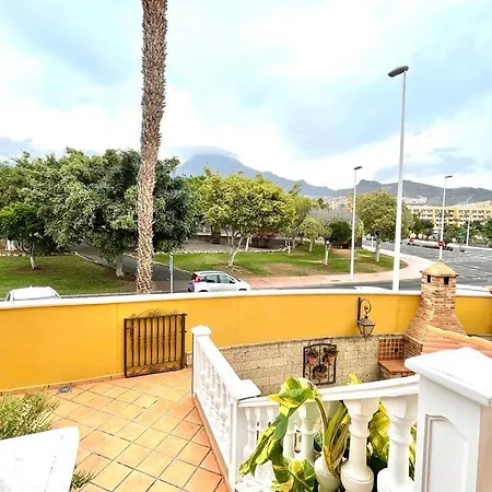 بيت شباب Duque Nest