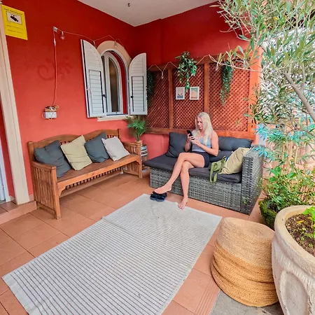 Hostel Duque Nest Costa Adeje (Tenerife)