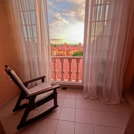 Hostel Duque Nest *