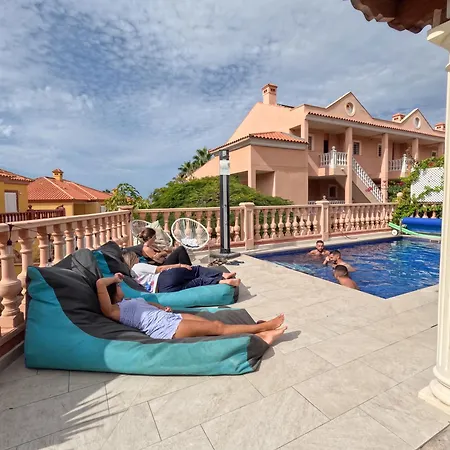 Duque Nest Auberge de jeunesse *