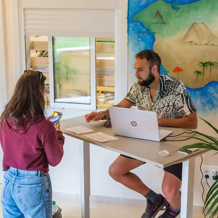 بيت شباب Duque Nest أذيخي