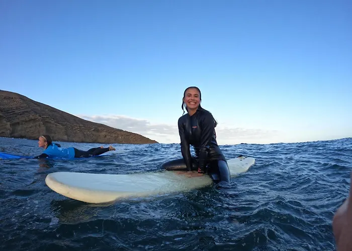 ホステル Duque Nest アデヘ